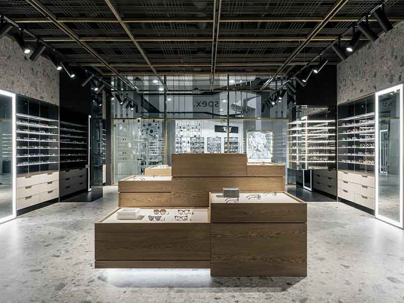 德陽展示柜定做時應(yīng)該先說明實(shí)際用途，才好知道如何搭配尺寸