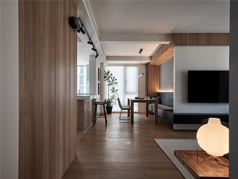 德陽裝飾墻定制施工中，是刷漆好還是貼壁紙好