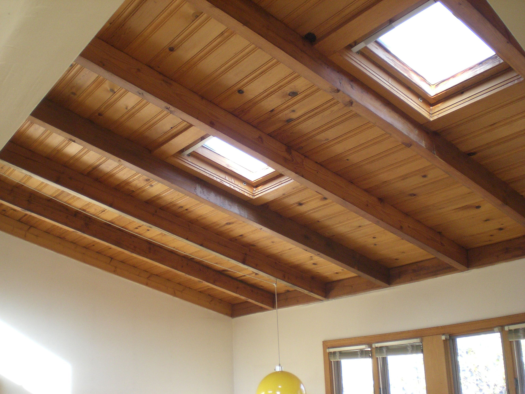 作為房屋裝修的&ldquo;頭等大事&rdquo;，做吊頂選擇哪種材料既便宜又好看？