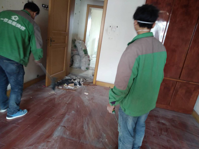 鄭州房屋維修公司哪家是維修，鄭州門鎖槽處木頭壞了怎么辦