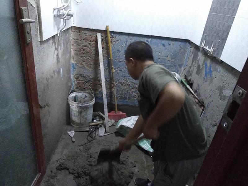 衛(wèi)生間改造，基層修補(bǔ)