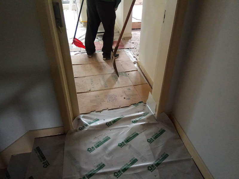 1、防護，就是針對被保護對象的特點采取各種防護的措施；2、包裹，就是將被保護物包裹起來，以防損傷或污染；3、覆蓋，就是用表面覆蓋的辦法防止堵塞或損傷；4、封閉，就是采取局部封閉的辦法進行保護；5、合理安排施工順序，主要是通過合理安排不同工作間的施工順序先后以防止后道工序損壞或污染已完施工的成品或生產(chǎn)設(shè)備