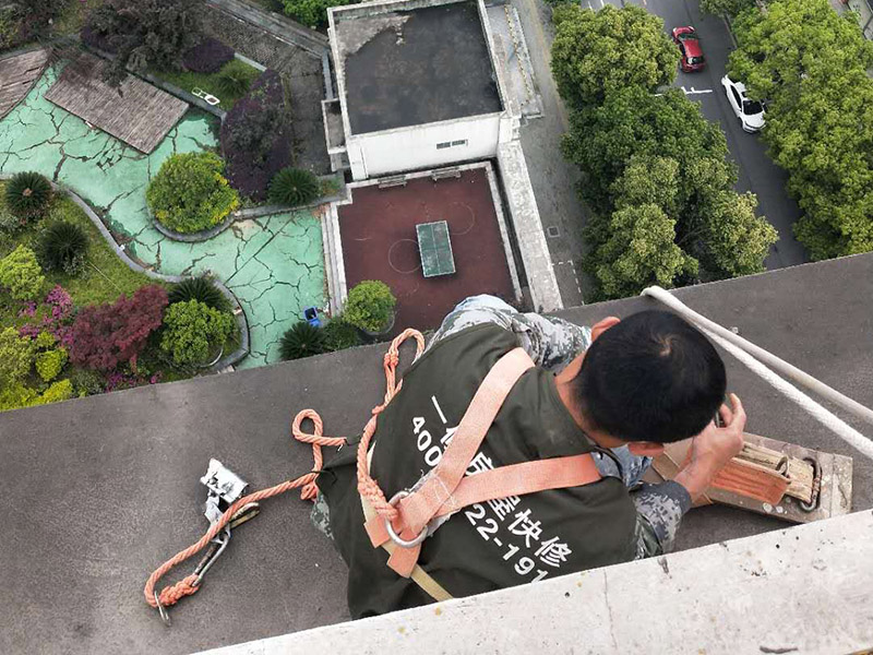 鄭州房屋維修水電工怎么收費，鄭州鋪地磚工錢多少錢一平方