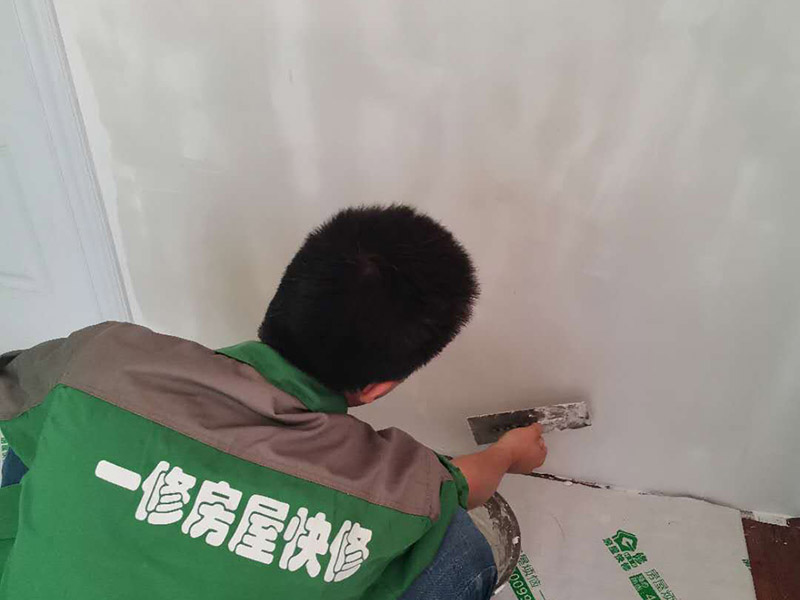 在婁底要刷墻應(yīng)該找哪家裝修維修公司，婁底乳膠漆墻面怎么翻新