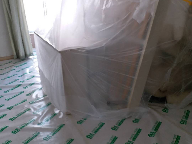 全屋成品保護方案：施工過程中，已做好的項目可能會因為各種各樣的原因遭到損壞，所以正確的施工工序是至關(guān)重要的，同時還要做好相關(guān)的成品保護工作。保護客戶的利益同時也保護公司的利益，減少返工，減少維護，減少人工成本，把客戶與公司的最大化！