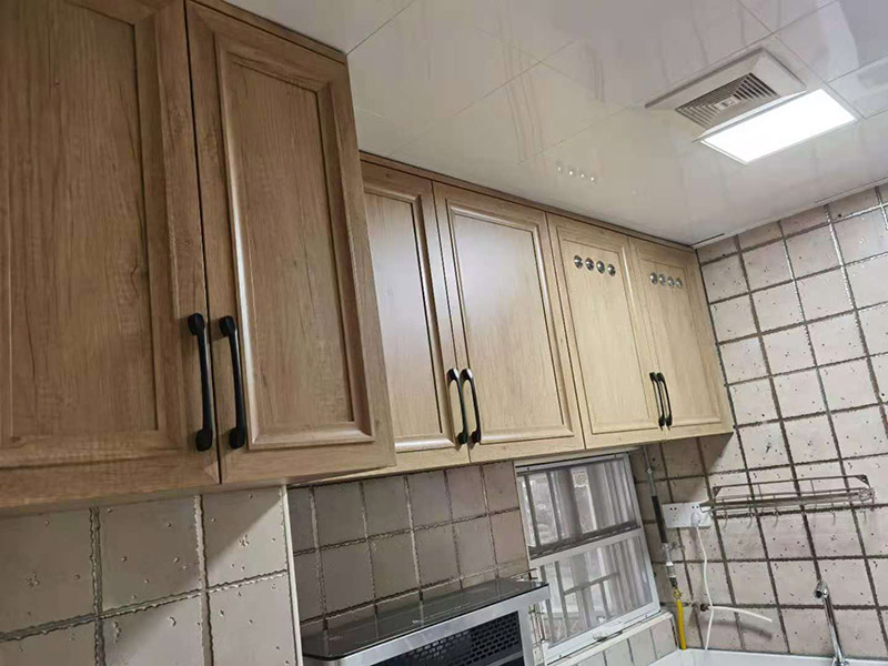 天津衣柜安裝工價(jià)格一般是多少，天津衣柜安裝工平臺(tái)哪個(gè)好