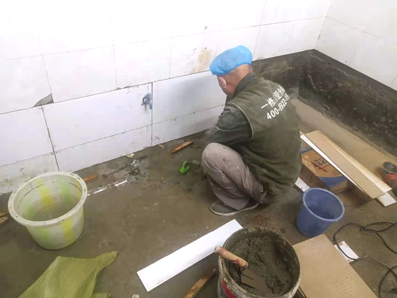  歡迎到久益一修家庭維修官網(wǎng)了解汝州市水電維修服務(wù)商地址、汝州市水電維修師傅電話號(hào)碼；汝州市久益一修裝修公司提供水電維修上門服務(wù)，可以免費(fèi)咨詢客服關(guān)于汝州市水電維修公司哪家好、汝州市水電維修師傅電話、汝州市水電維修報(bào)價(jià)、汝州市水電維修實(shí)體店地址。