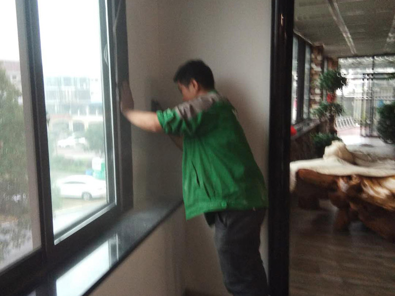 重慶窗戶滲水怎么辦，重慶窗戶怎么安裝不漏水