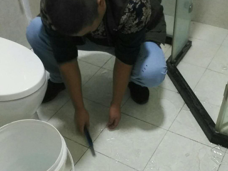 成都?jí)Ρ诼┧趺刺幚砗?，成都?jí)Ρ诼┧幚硪嗌馘X