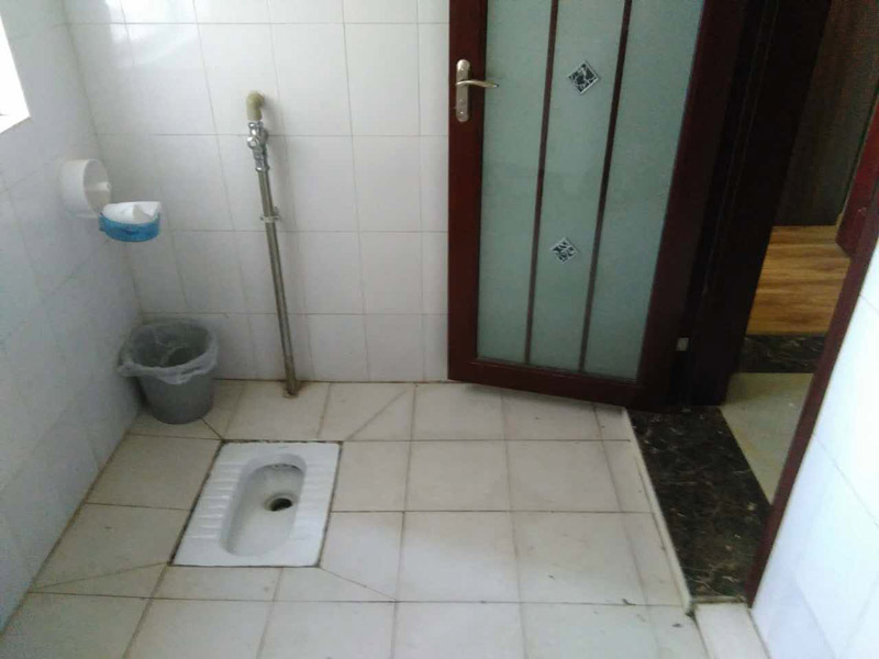 重慶廁所漏水不敲磚怎么處理，重慶廁所漏水找哪家公司好