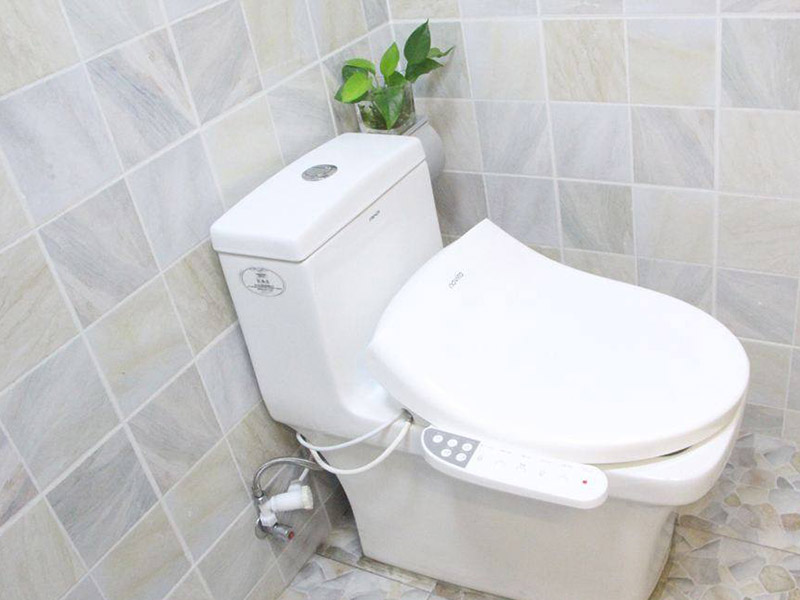 馬桶下面向外滲水怎么辦，好的辦法是，了解滲水原因再針對性處理問題