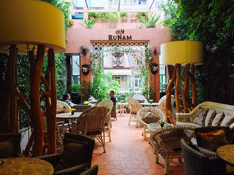 德陽咖啡店裝修成法式風(fēng)格，應(yīng)該怎么做