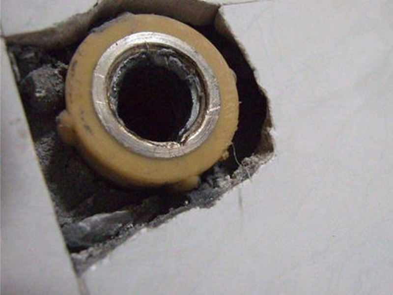 不知道三角閥斷在水管里怎么辦，不要緊，斷絲取出器來幫你