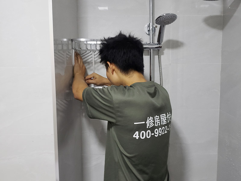 衛(wèi)生間漏水從下面灌漿可以嗎，廣州防水補(bǔ)漏正規(guī)公司這樣認(rèn)為