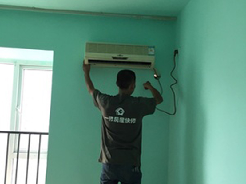 空調(diào)安裝注意事項(xiàng)，排水孔應(yīng)內(nèi)高外低防