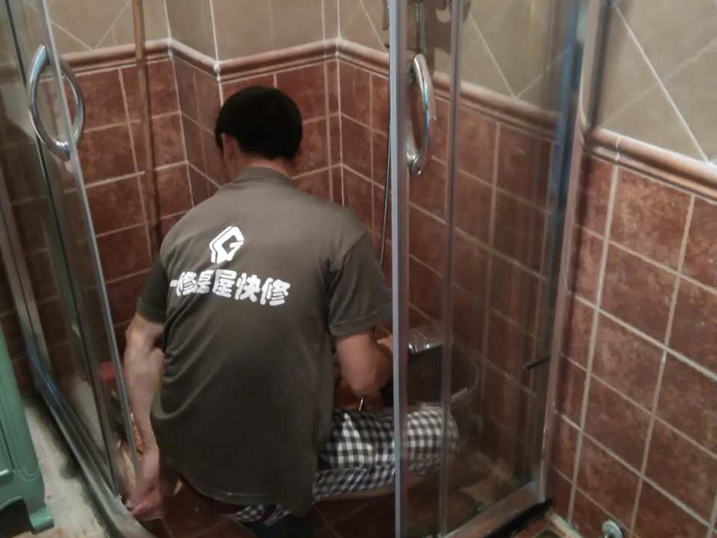 淋浴房安裝選購(gòu)指南，家裝衛(wèi)浴改造質(zhì)量