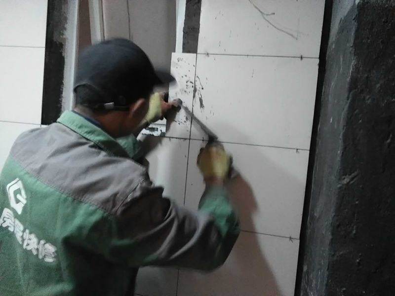 瓷磚裂縫怎么修補(bǔ)，瓷磚裂縫防范修補(bǔ)處