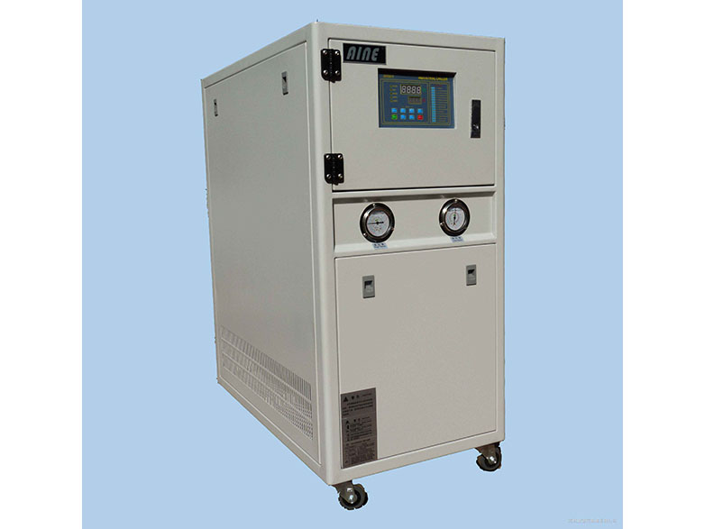 冷水機(jī)維修應(yīng)該找誰(shuí)，附近哪里有做冷水