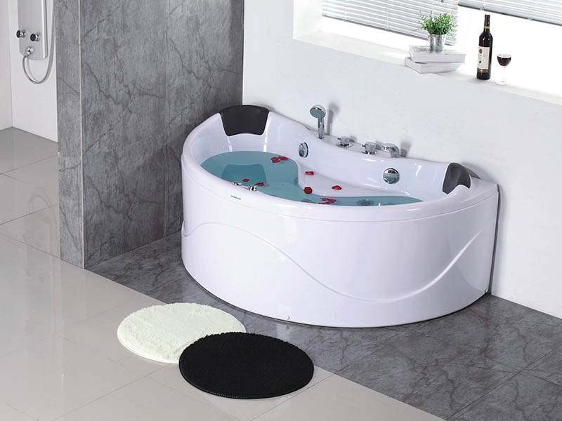 按摩浴缸維修電話，浴缸漏水怎么維修，