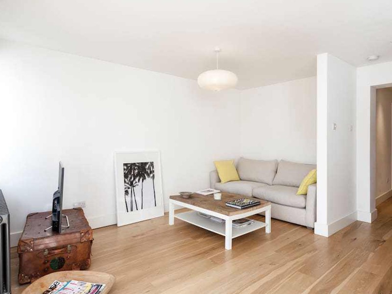 深圳地板打蠟是怎么做的，深圳地板打蠟