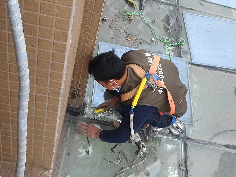 鄭州房屋維修公司的師傅都很專業(yè)嗎，鄭