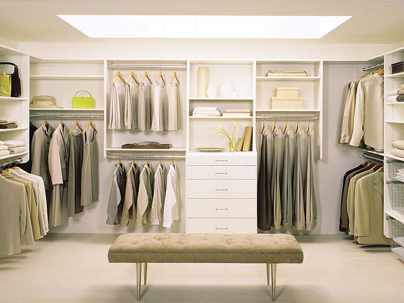 如何挑選定制衣柜廠家，定制衣柜廠家如