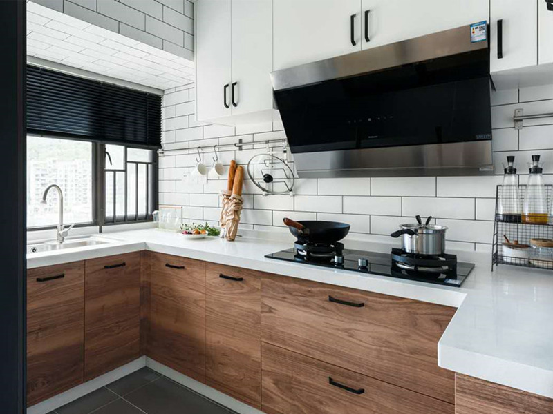 武漢燃?xì)庠罹S修電話多少，燃?xì)庠罹S修不