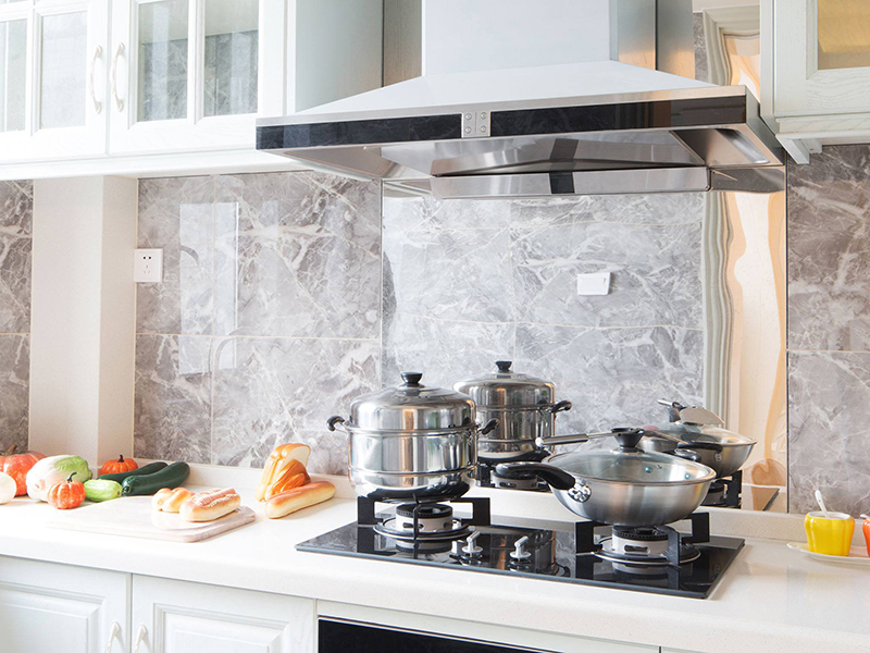 人家做飯自家冒煙，原來是煙道出了問題