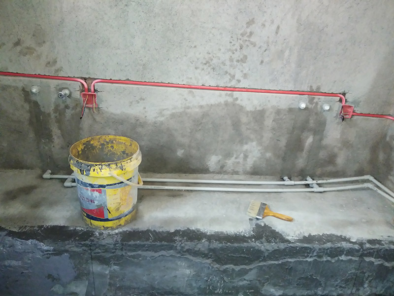 廁所地板磚縫隙滲水該怎么辦，廁所地板