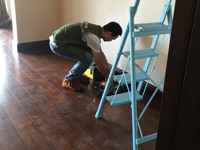 貴陽(yáng)地板翻新怎么處理，貴陽(yáng)地板翻新技