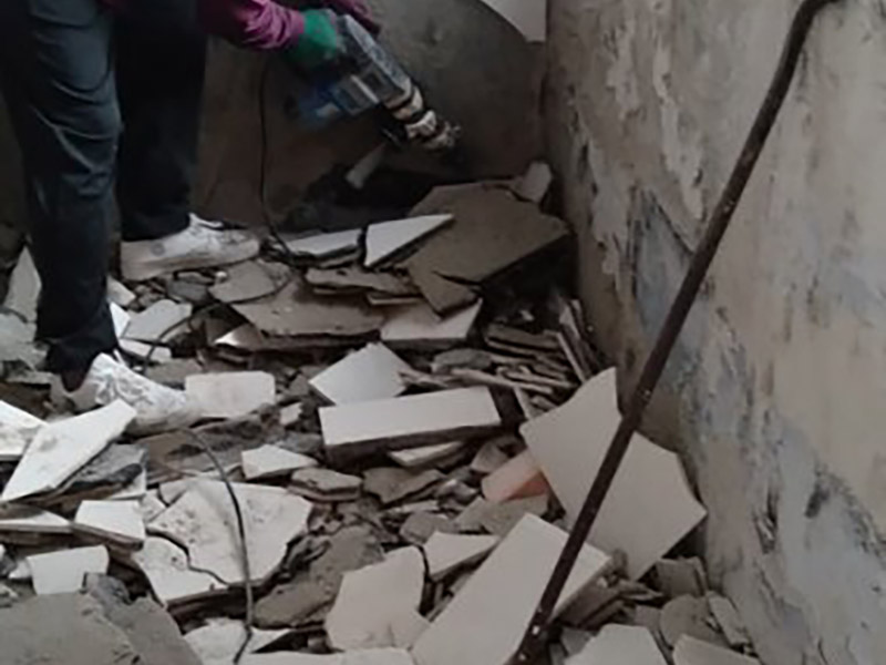 廚衛(wèi)滲漏嚴(yán)重免敲磚補(bǔ)漏，高壓灌漿堵漏