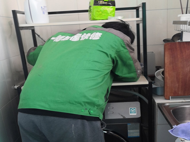 南充飯館改造公司哪里找？南充網(wǎng)紅飯館