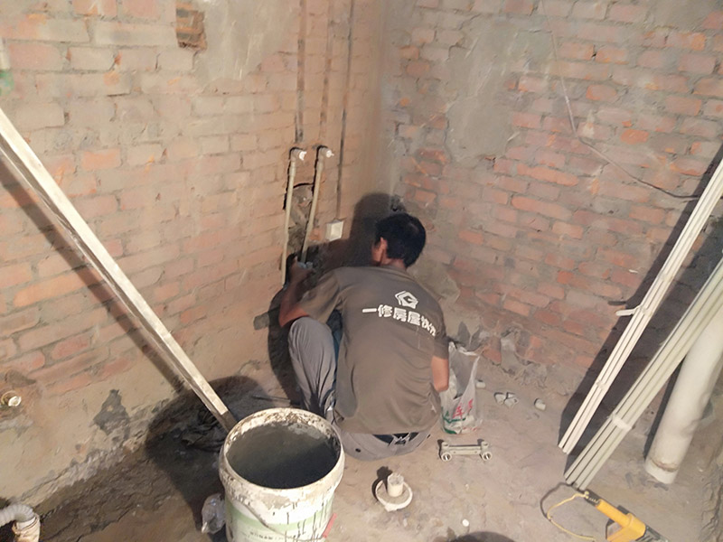 石家莊老房子外墻翻新，真石漆翻新步驟