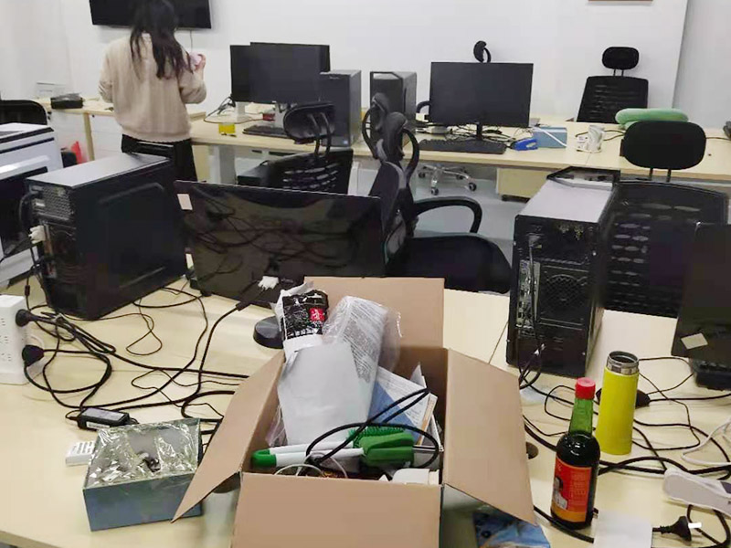 石家莊過道安裝筒燈還是射燈？