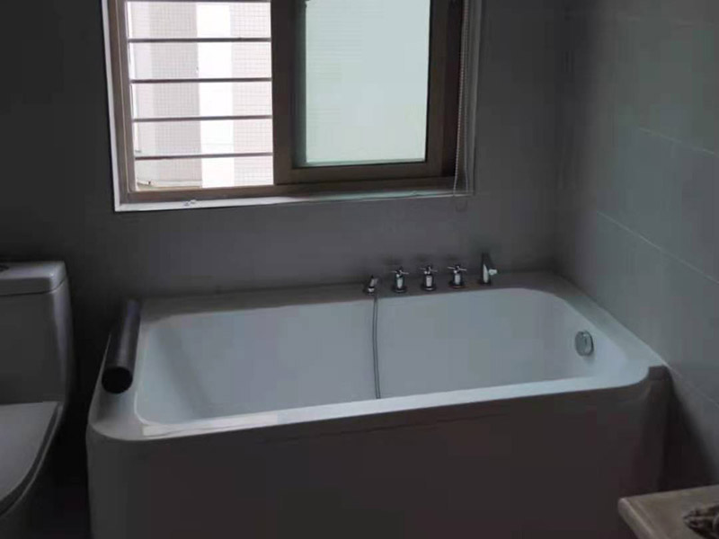 怎么找浴室浴缸拆裝師傅？鑄鐵浴缸拆除