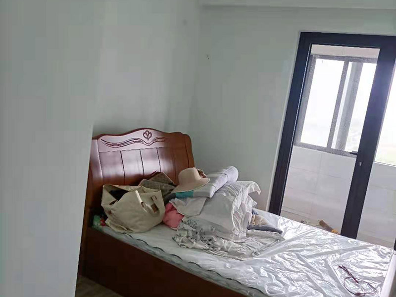 墻面瓷磚不拆如何翻新？廣州荔灣區(qū)墻磚