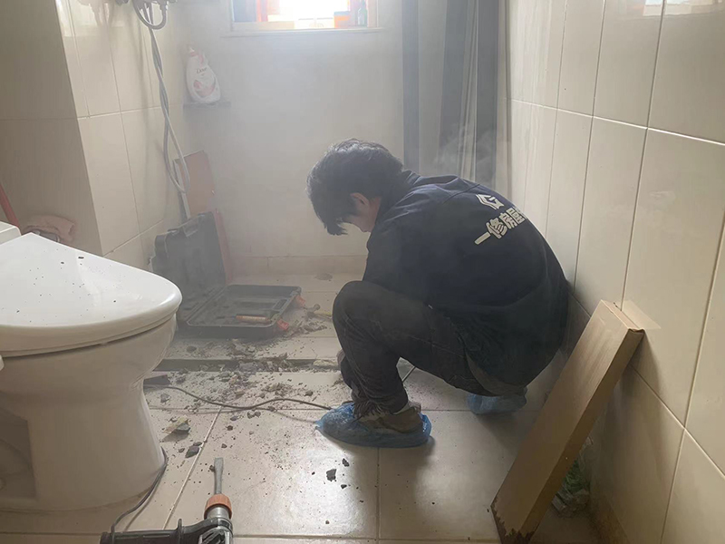 花都區(qū)地磚防水多少錢一平米？不敲瓷磚