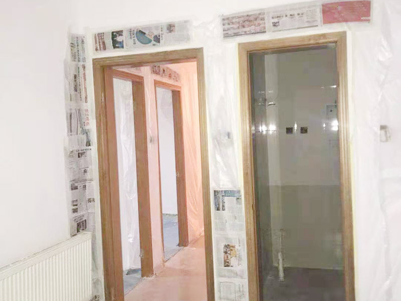 子母門小門插銷壞了怎么維修？