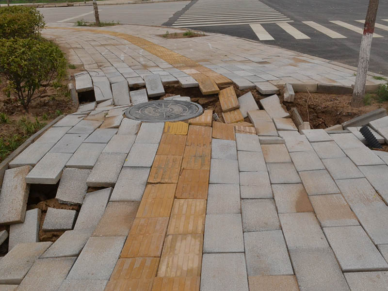 道路裂縫怎樣處理？路面裂縫修補方法介