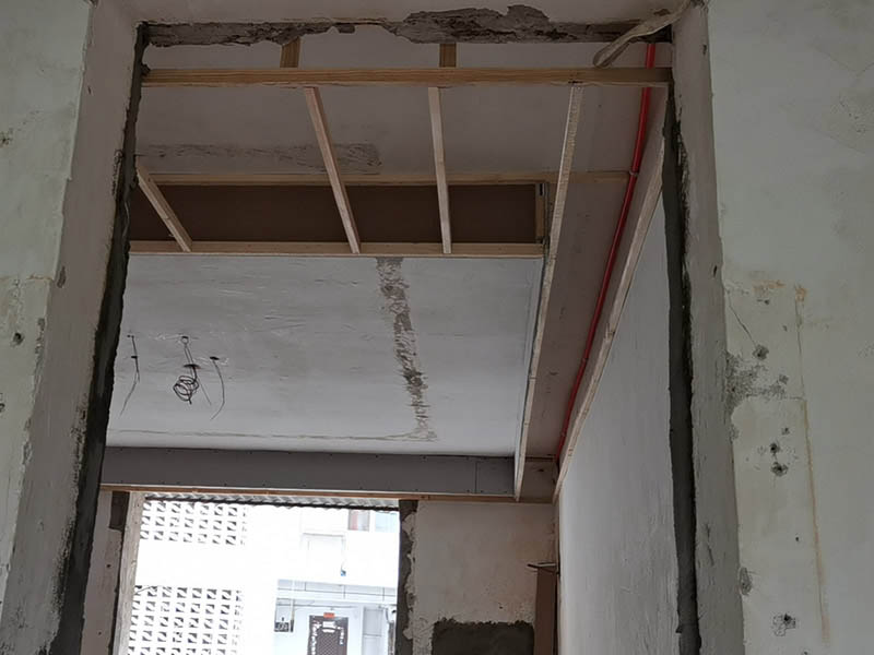 陽(yáng)臺(tái)頂部漏水的補(bǔ)漏方法有哪些？