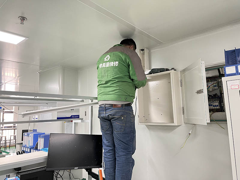 辦公室工位強(qiáng)弱電布置要注意什么？