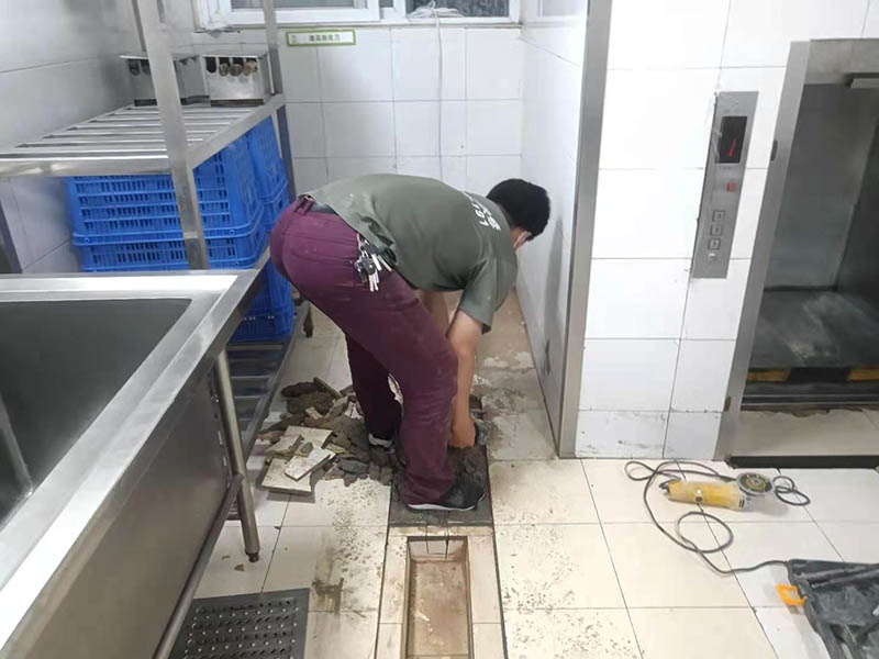 廚房下水管高于排水管怎么辦？