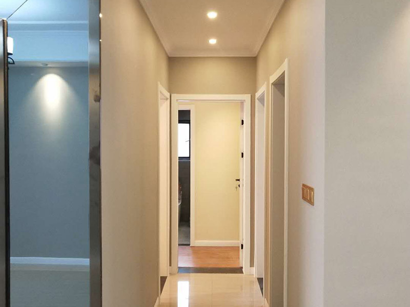 衛(wèi)生間墻體干踢腳線滲水滲到隔壁的屋