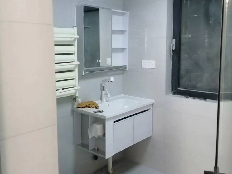 2025衛(wèi)生間裝修新趨勢(shì)：智能與環(huán)保