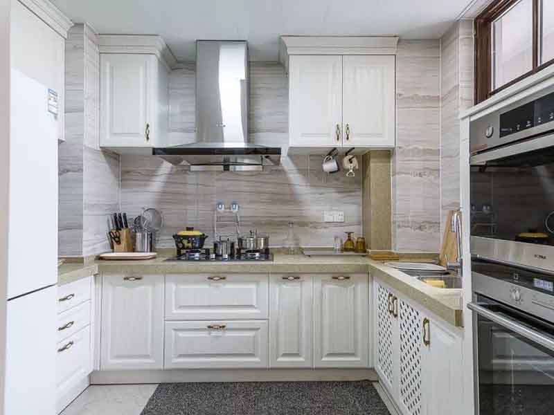 江門(mén)鶴山市新環(huán)廚房翻新裝修-瓷磚上墻